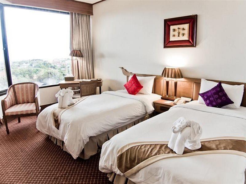 Laithong Hotel Ubon Ratchathani Exteriér fotografie