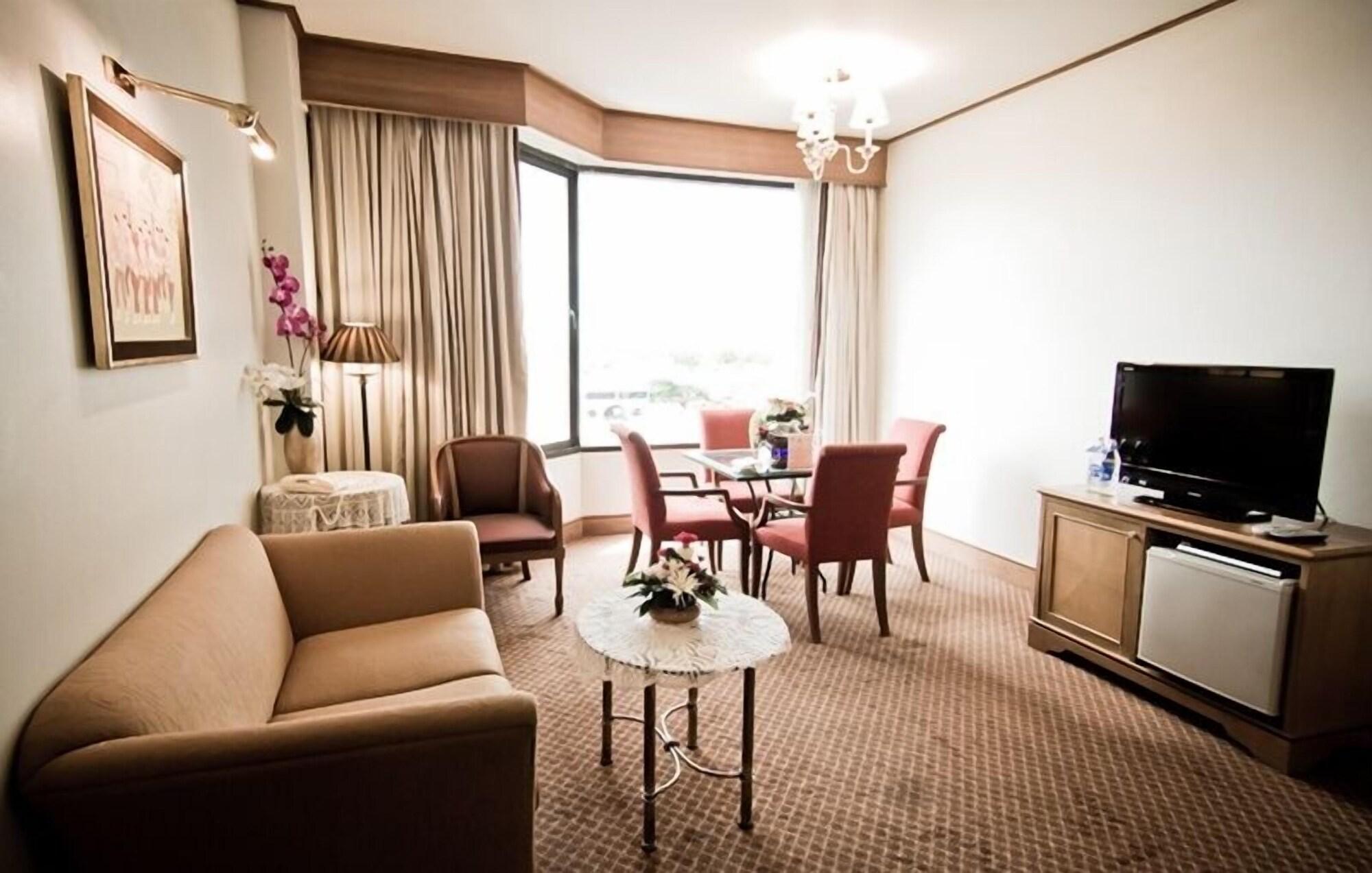 Laithong Hotel Ubon Ratchathani Exteriér fotografie